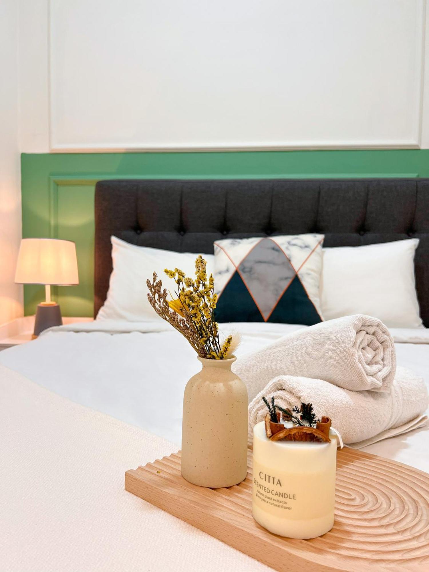 Modern Suites At Arte Mont Kiara By Iconique Kuala Lumpur Exteriör bild