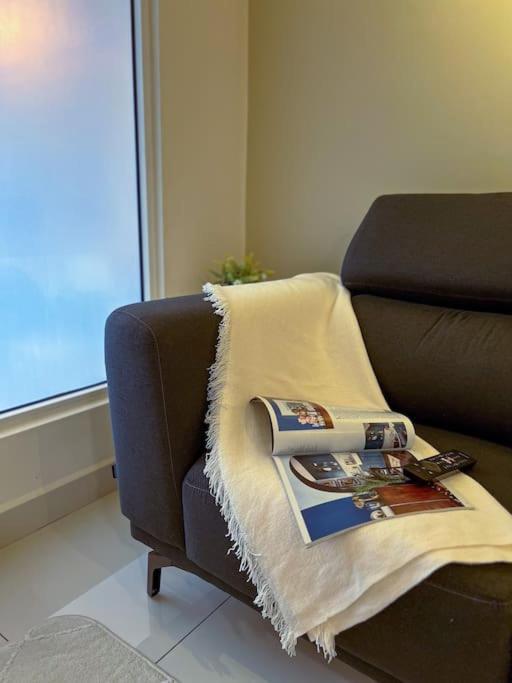 Modern Suites At Arte Mont Kiara By Iconique Kuala Lumpur Exteriör bild