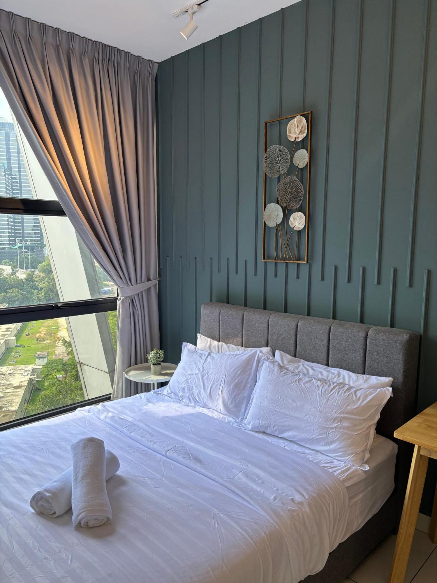 Modern Suites At Arte Mont Kiara By Iconique Kuala Lumpur Rum bild