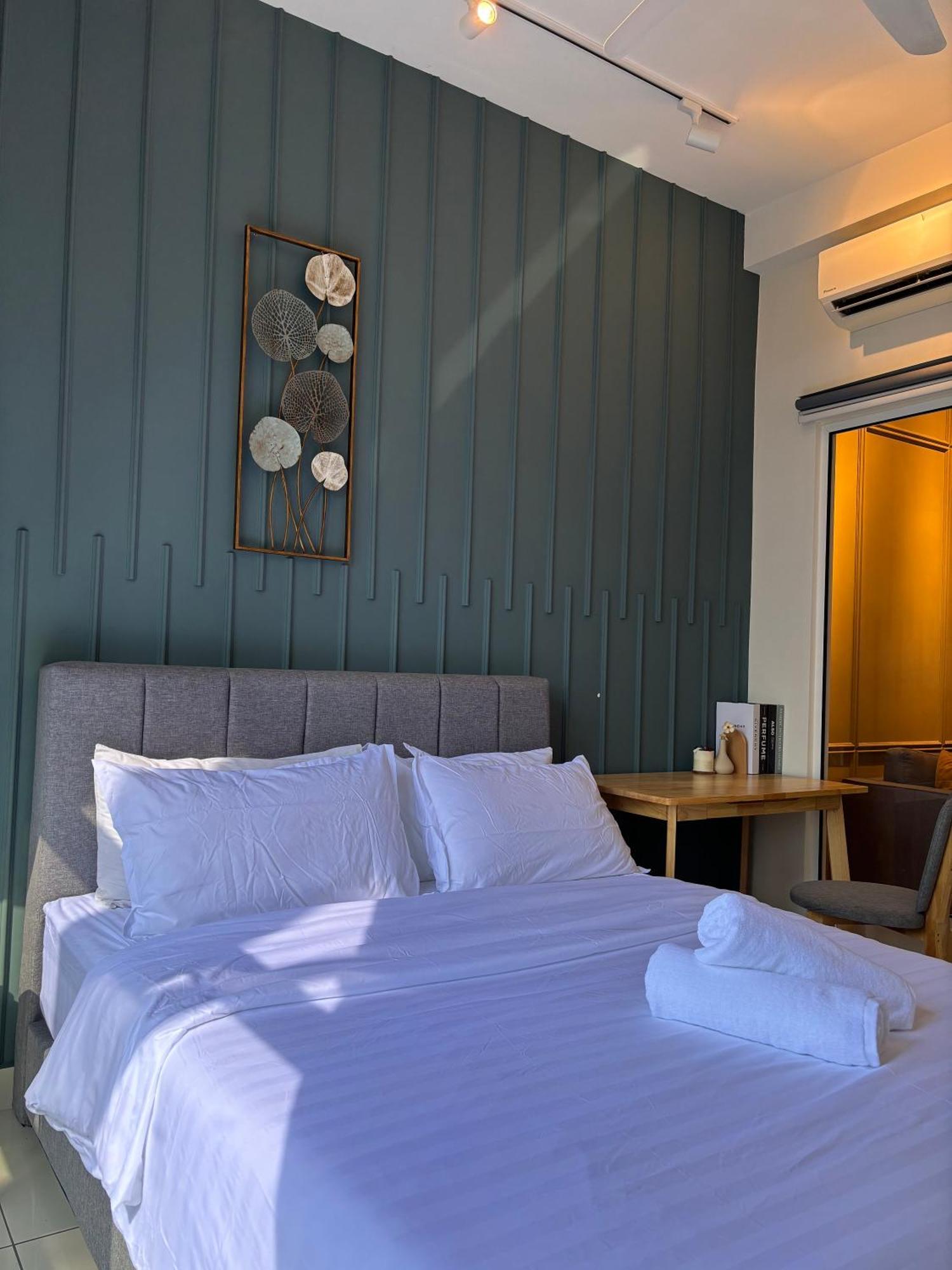 Modern Suites At Arte Mont Kiara By Iconique Kuala Lumpur Rum bild